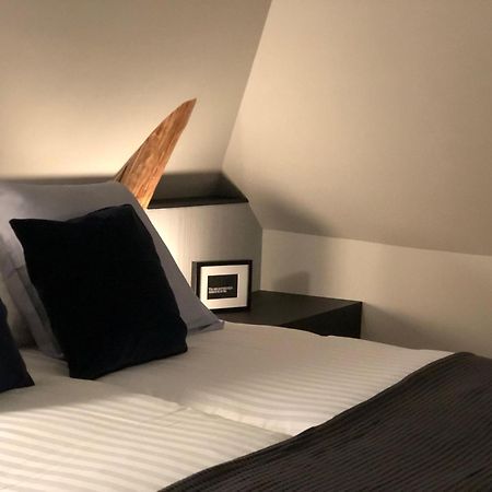 Hotel-Restaurant Beim Schlass Wiltz Bagian luar foto